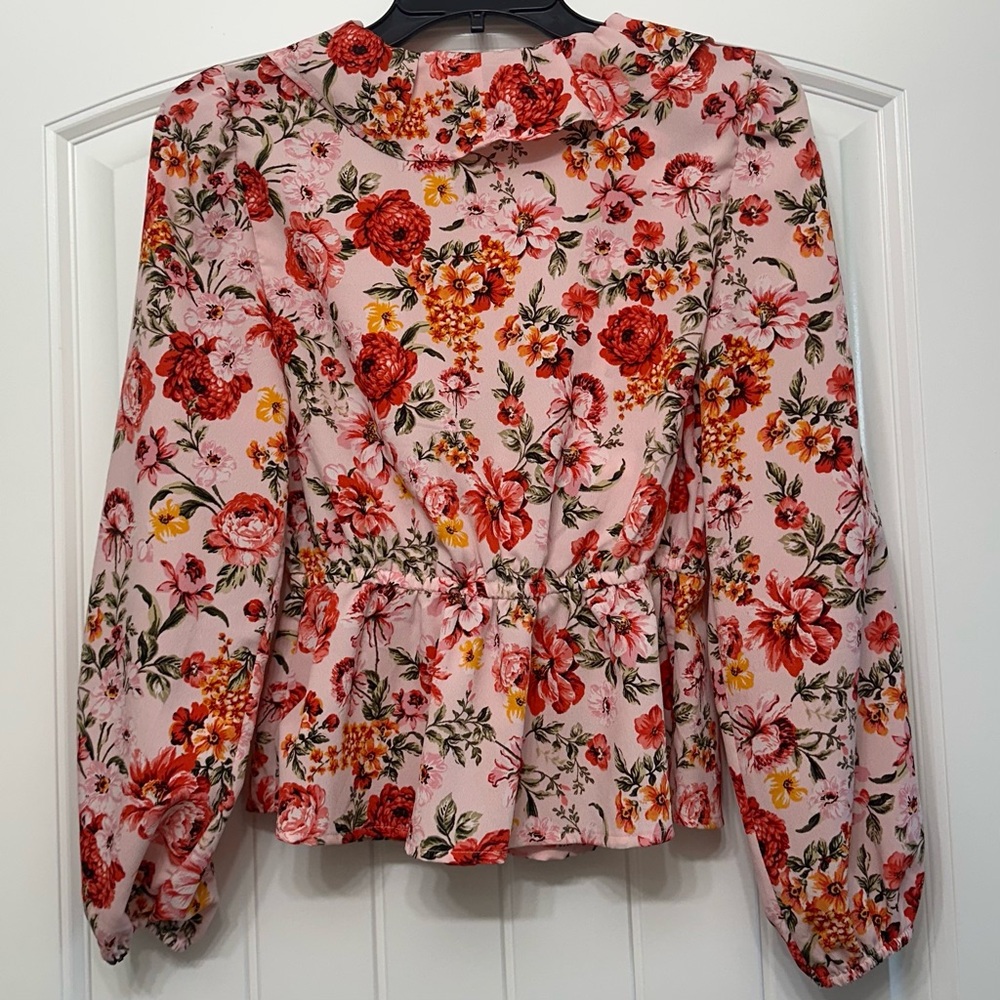 Floral Ruffle Blouse - Picture 5 of 5